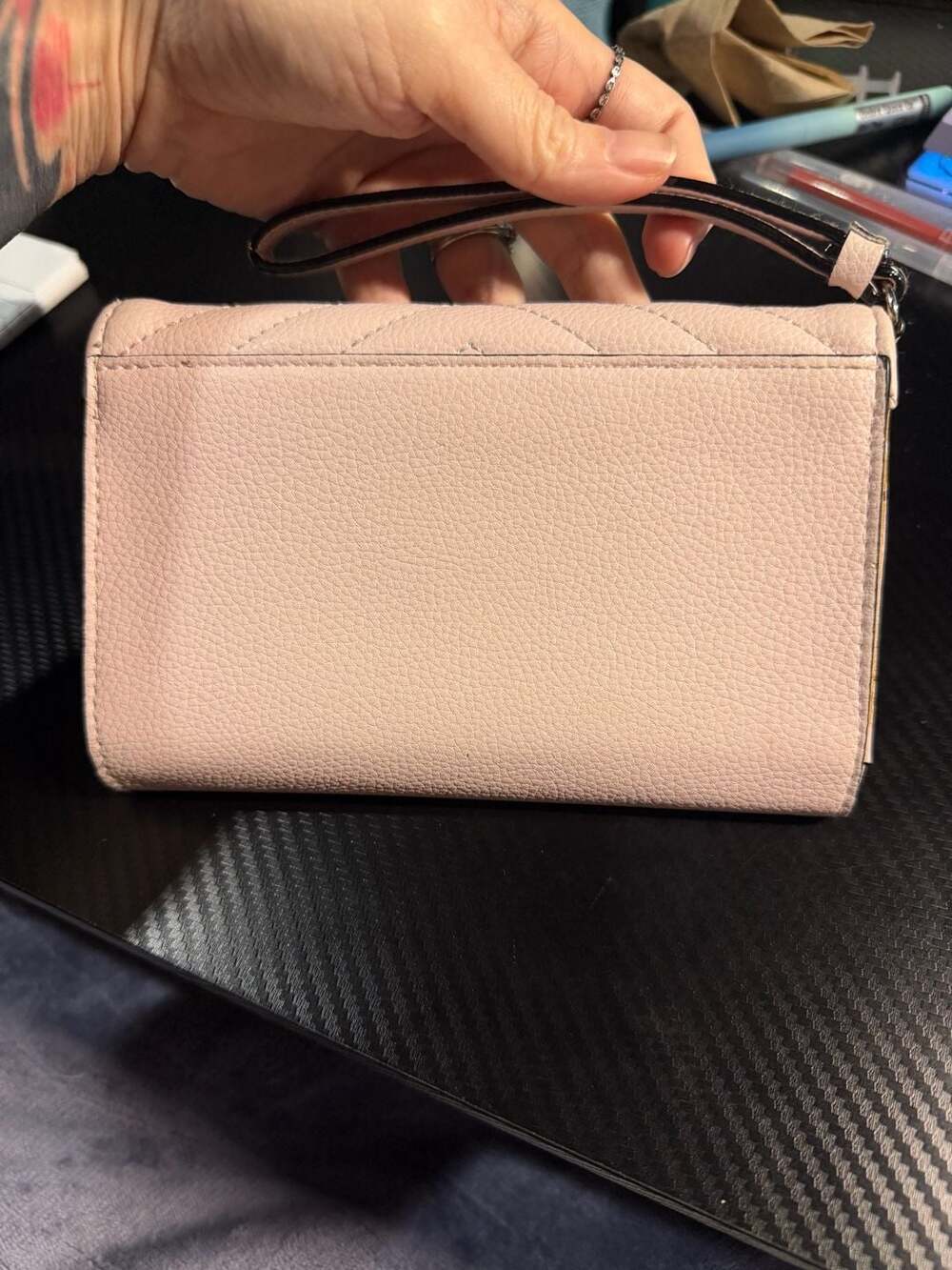 Victoria's Secret V-Quilt Pink Pebbled Leather Wristlet Wallet - Picture 3 of 3
